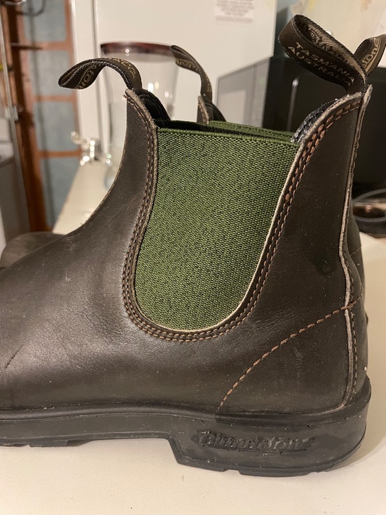 BLUNDSTONE SIZE 11 UK (SIZE 12 USA) BROWN / GREEN TRIM BOOT main image 9